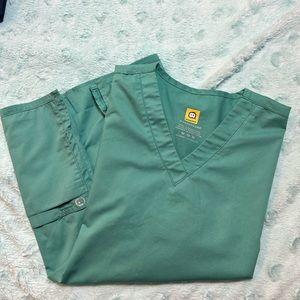 WonderWink Women's Wonderwork V-Neck Scrub Top